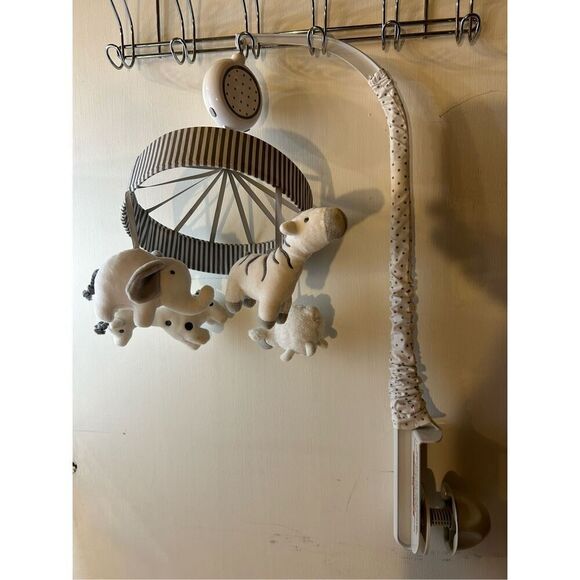 Infant crib mobile animals gray white stripes clips on musical - Picture 1 of 6